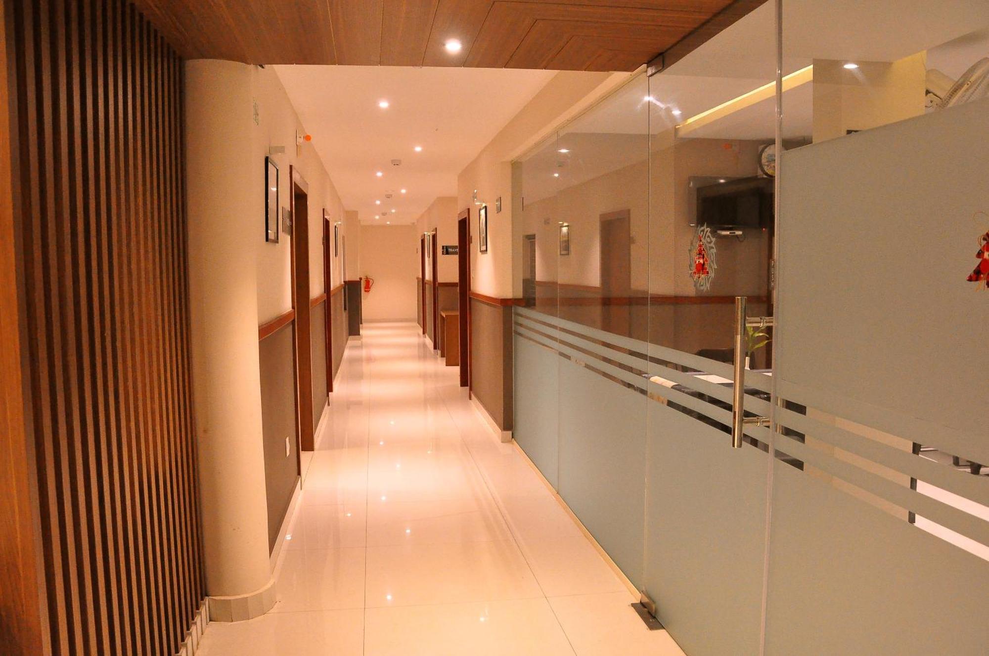 Hotel Mayo Wayanad Buitenkant foto